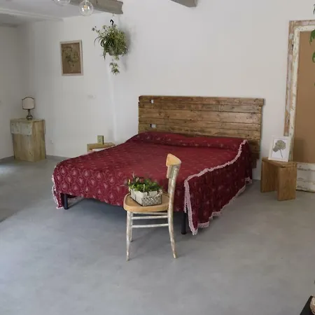 Capannone111 Отель типа 