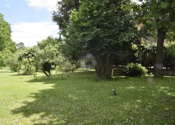 住宿加早餐酒店 Capannone111